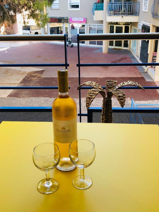 Charmant 2 Pieces A Port-Fréjus Екстериор снимка