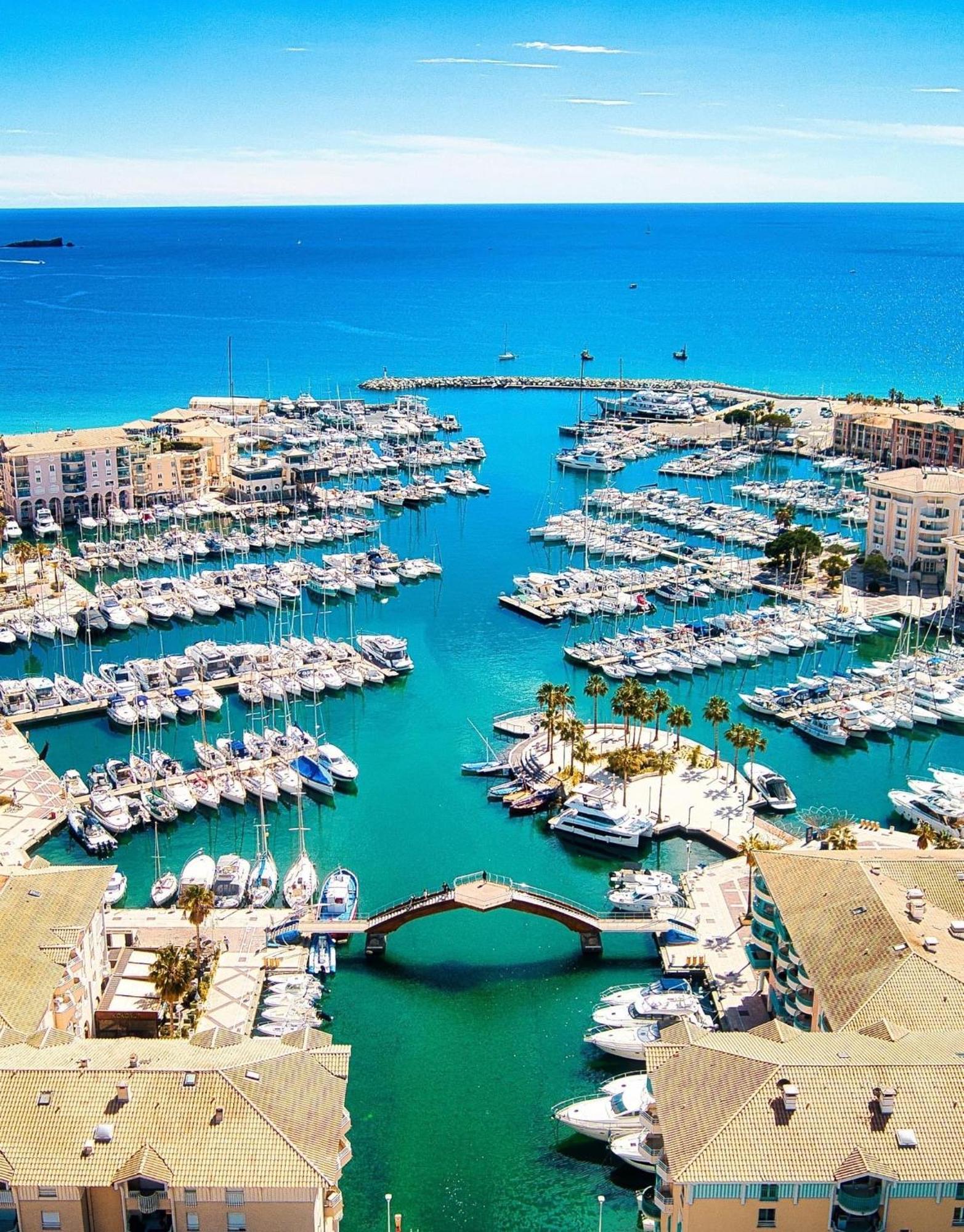 Charmant 2 Pieces A Port-Fréjus Екстериор снимка